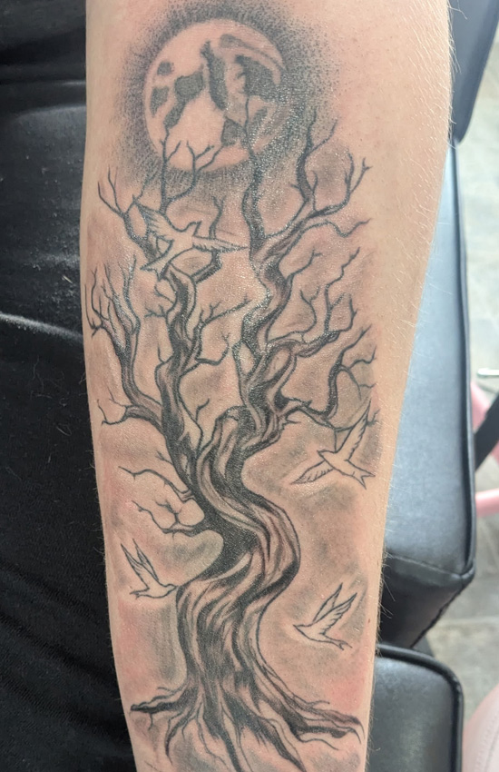 Twisted Tree & Moon
