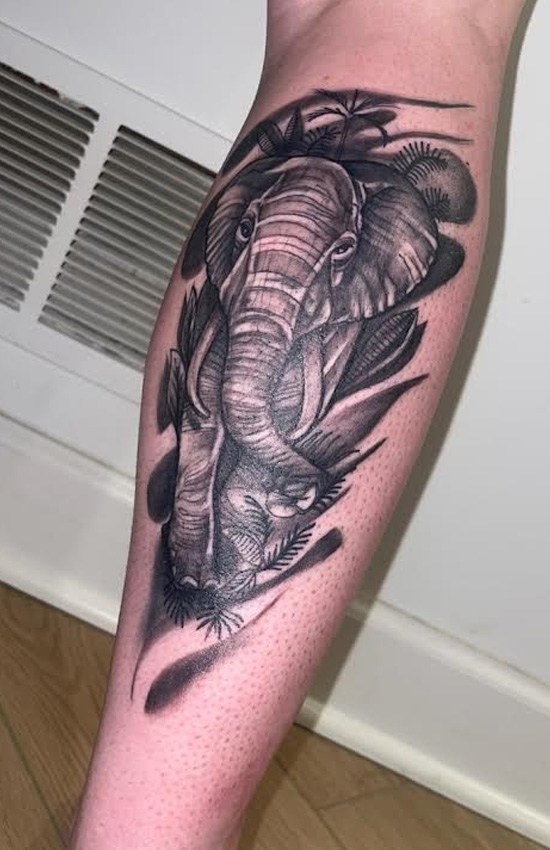 Elephant & Leaves